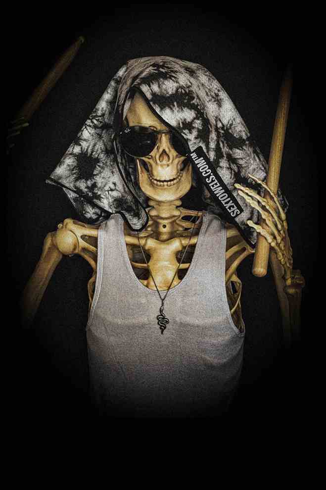 tiedye-3-compress__17113 Sex Towel Tie Dye Black & White - Image 1